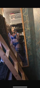 curvyneonPublic Bild 2