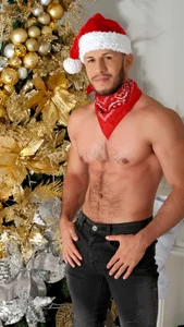 George_Diesell Merry Christmas Pic