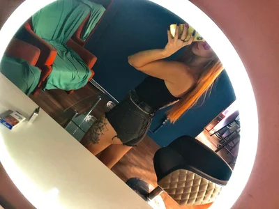 Velvet-Vexel Me Pic 2