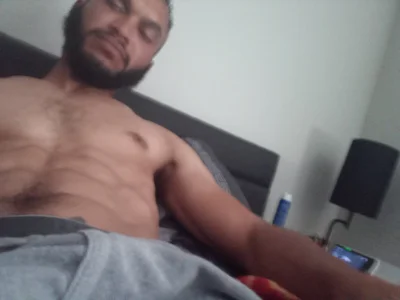 6staccz666 Him টি ছবি