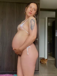 QueenLia Welcome to my wonderful stage of pregnancy Pic 4