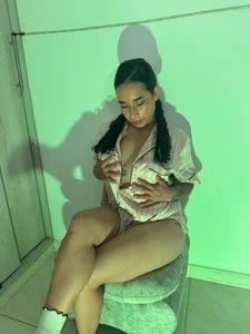 🤤🤤 de Valenn_fernandez  2 photos