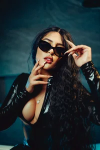 EviePhoenix Desire and latex seduction 🖤 Pic 3