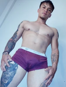 I AM TOMMY od _TommyandGrace  5 snímek