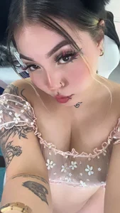 Isa_reel "naughty kitten" 😽😈 Immagine  4