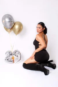 IRISCLARK1 Birthday & Desire 🎂✨ Pic 5