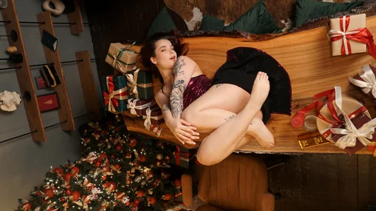 Bella_Alita elegant me 👸 Pic 4