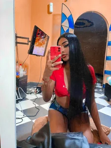 cristinamontiel Violeta👑 Foto 6