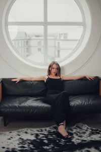 Amelia_Lein your elegant doll Pic 5