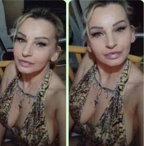 Újra itt👅😉🐍🫶🔥 de SynthiaGoldDevil  Imagens