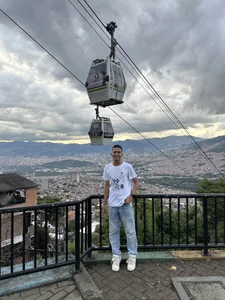 dilan_alfonzo: An afternoon at the Medellín viewpoint ✨ ( 7 фото)