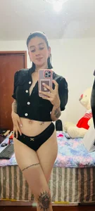 Valeriana00 🖤❤️💕 사진 2