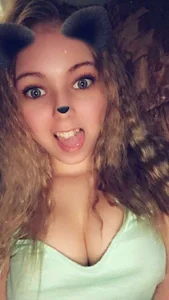 Blonde2569 Public Foto 2