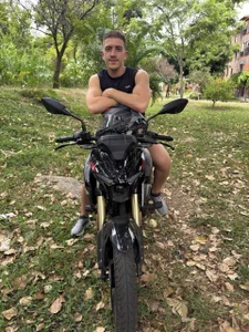 ALANNFERRER 🏍️ Foto 4