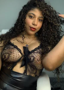 Lilybrunette_ XOXO Poză