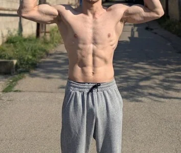 3rn3st0Public Bild