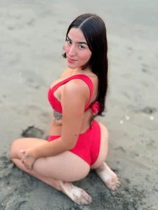 oriana_rodriguez beach day 사진