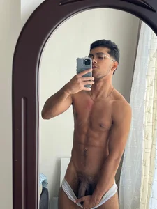 Colstorw_ With little clothes Pic 2