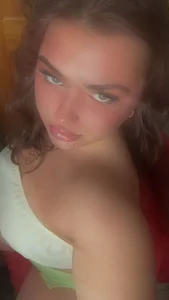 LanaLouuBear Public Pic 3