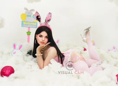 miss_thang_ This rabbit has your gift, come and get it! Pic 2
