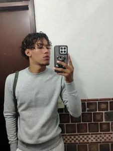 Michaell🌌☄️ de GREEN_BOYS  9 Imagens