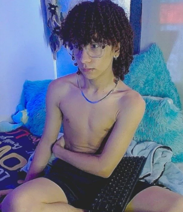 صور DrakosNoir الرائجة  1145