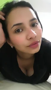 lairenbabe you want me in your bed Pic