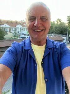 Public de mke1874  4 photos