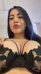 AmyTorres_ kullanıcısının Baby, I was waiting for you; what do you want me to do for you?🍒 albümü -  fotoğraf