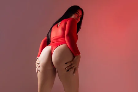 BianncaDiaz Red 💋 Pic 2