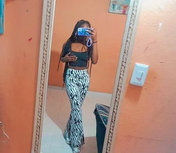 Kitty_brownx – 5 голых XXX-фото