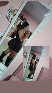 Juliie_collins Public Billede 4