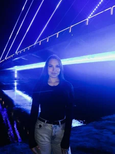 Helen_Meow_ Public Billede 3