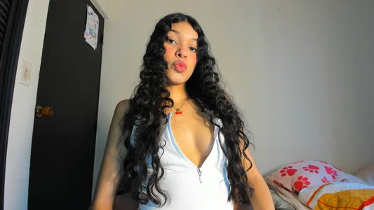 Being pretty🩷 de Sophiemoo_  Imagens