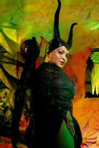 Danna_Paolaa_ HALLOWEEN 🎃 2023 Foto 4