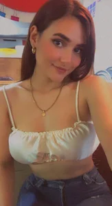 EmmaLincon Public Pic 4