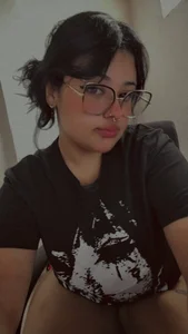 Me de Peachesgarden  Imagens