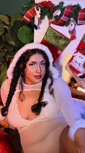 CatalinaCoopper Merry Christmas 2025🎄 Pic