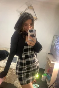 Natasna2 Wearing dress টি ছবি