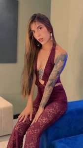 ArianaCastillo1 Hello, I`m Ariana and i wanna meet you รูป  3