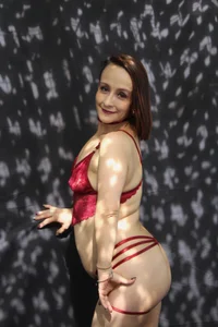 NatashaMason_ Wine lingerie 🍷 Immagine  5