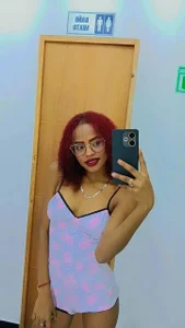 Hilary-banks 41 Foto 2