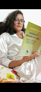 Reading de DayannaPink  3 Imagens