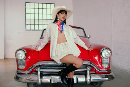 evamoretti: 4th Of July💙🤍❤️ ( 3 фото)