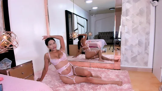 LiaObrien sensual girl 😈💦 Pic 5