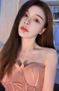 HU131452 小姨妈 Pic 3