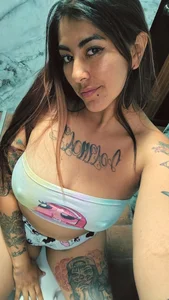 😈😈 de Lademonia2828  2 Imagens