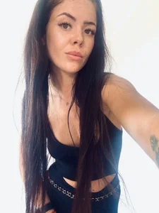 NicoleSensual Public Kuva 2