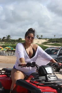 AbyanaGomのDiversiónの枚の写真