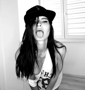 _alleyesonme_ B&W Εικόνα 2